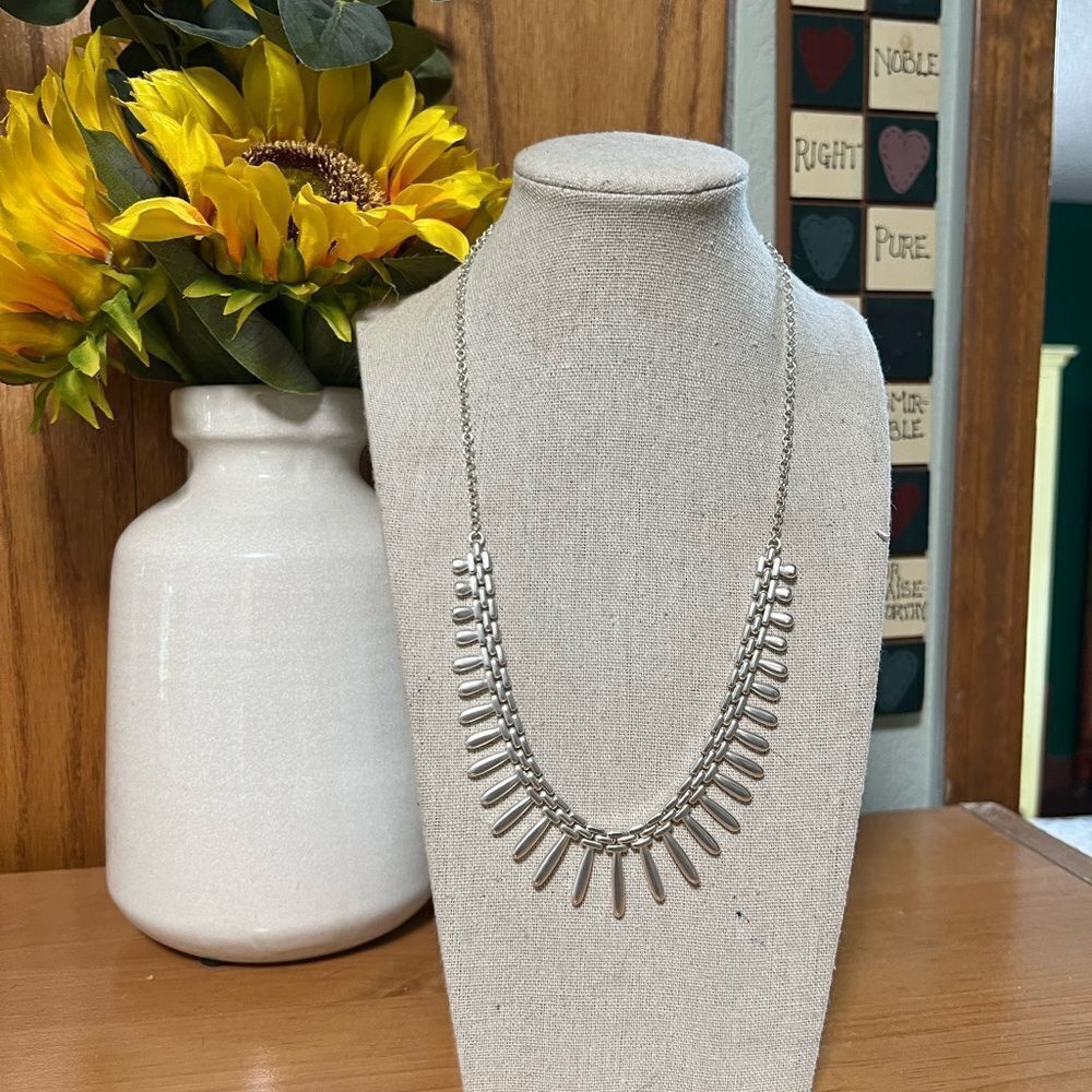 Lucky Brand Silver Fan Necklace #LBNK7